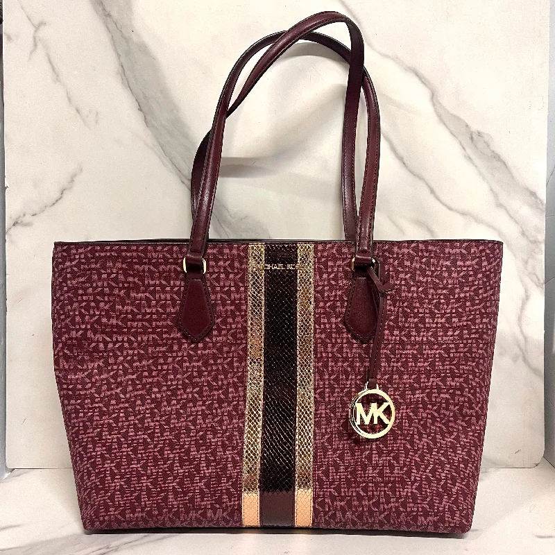 Michael Kors Sheila Large Signature Tote