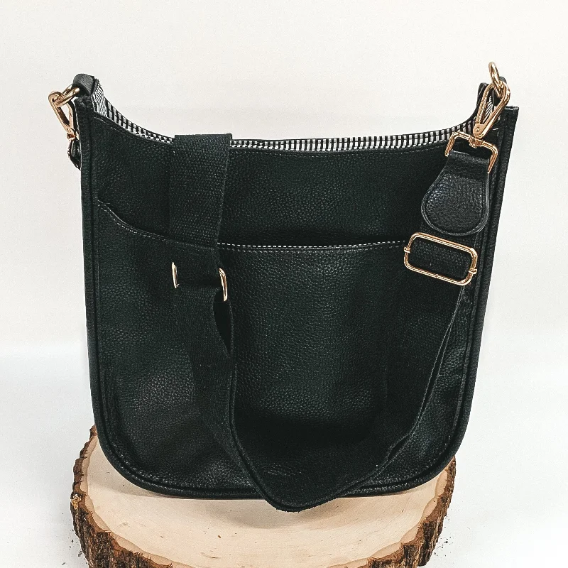 Crossbody Travel Purse in Black